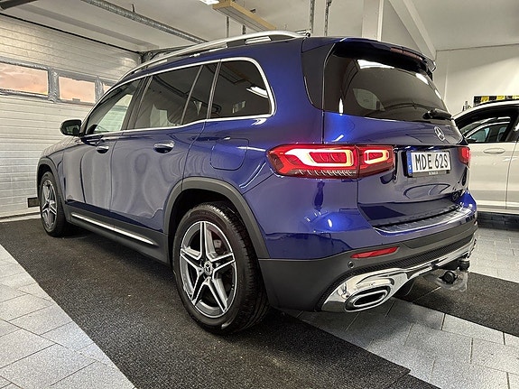 Mercedes-Benz GLB200 4 of 24