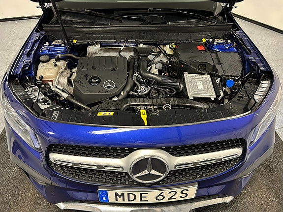 Mercedes-Benz GLB200 15 of 24
