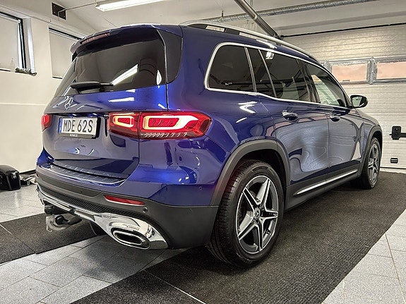 Mercedes-Benz GLB200 2 of 24