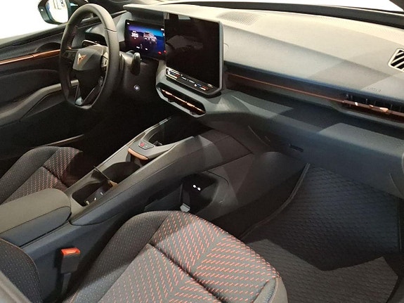 Cupra Raval 13 of 24