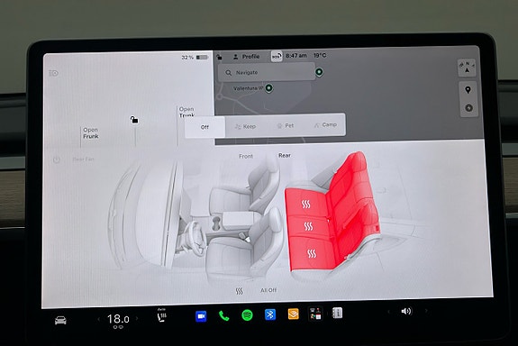 Tesla Model Y 20 of 25