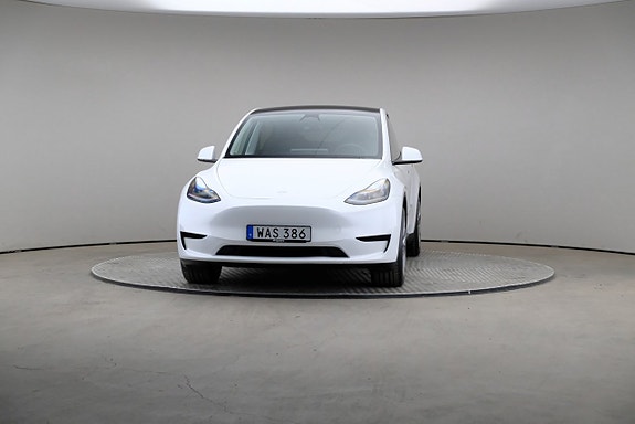 Tesla Model Y 3 of 25