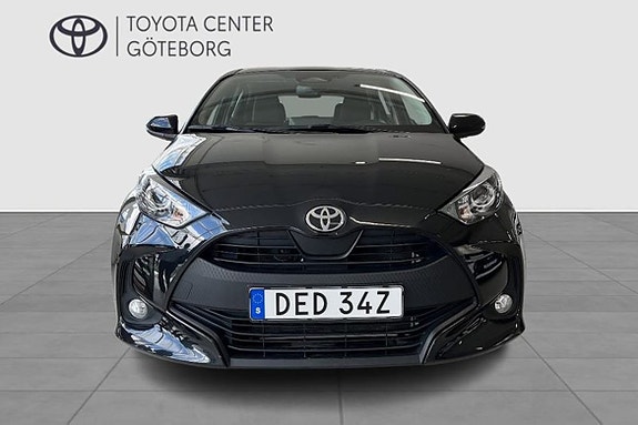 Toyota Yaris 6 of 11