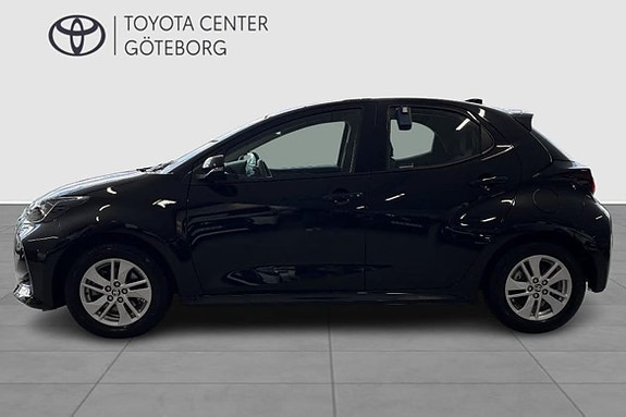 Toyota Yaris 4 of 11