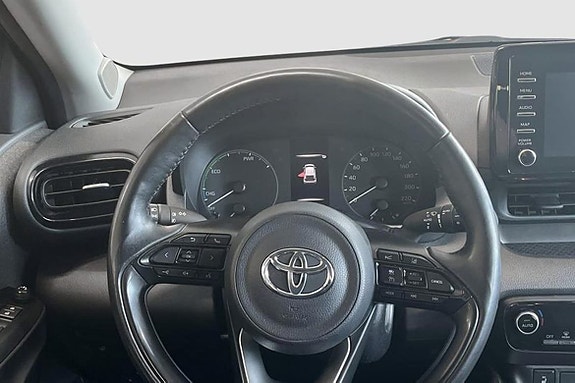 Toyota Yaris 11 of 12
