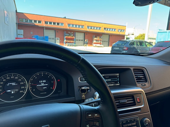 Volvo V60 9 of 9