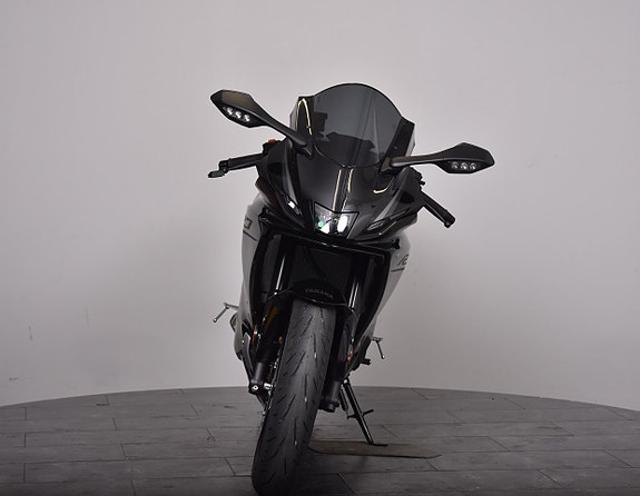Yamaha R7 DEMO - FINNS FÖR BOKNING. LEVERANS KLAR 2026-12-01 2 of 18