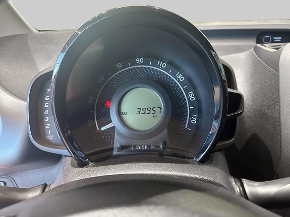 Toyota Aygo 15 of 19