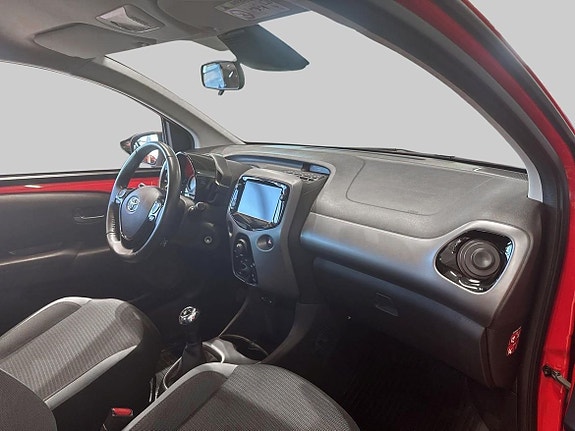 Toyota Aygo 10 of 19