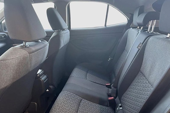 Toyota Yaris Cross 9 of 12