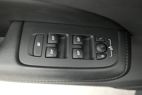 Volvo V60 Cross Country 13 of 20