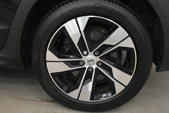 Volvo V60 Cross Country 20 of 20
