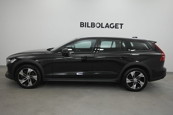 Volvo V60 Cross Country 3 of 20