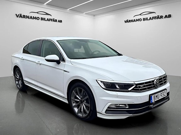 Volkswagen Passat 6 of 21