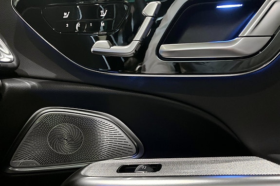 Mercedes-Benz E300 de 15 of 15