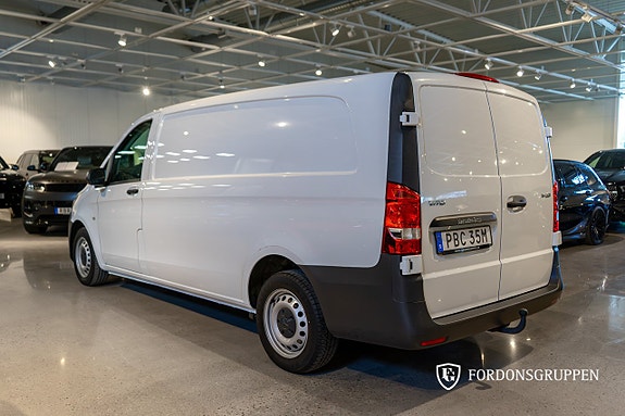 Mercedes-Benz Vito 111 2 of 14
