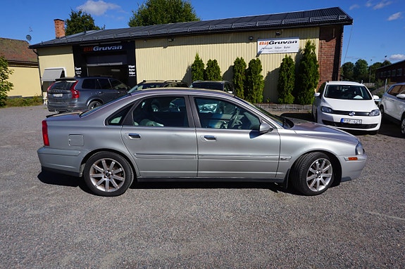 Volvo S80 4 of 7