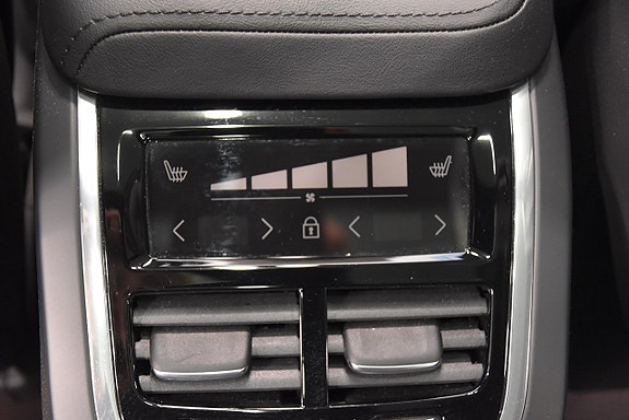 Volvo V60 Cross Country 19 of 30