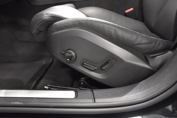 Volvo V60 Cross Country 17 of 30