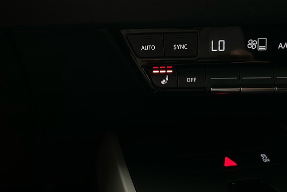 Audi Q4 e-tron 17 of 23