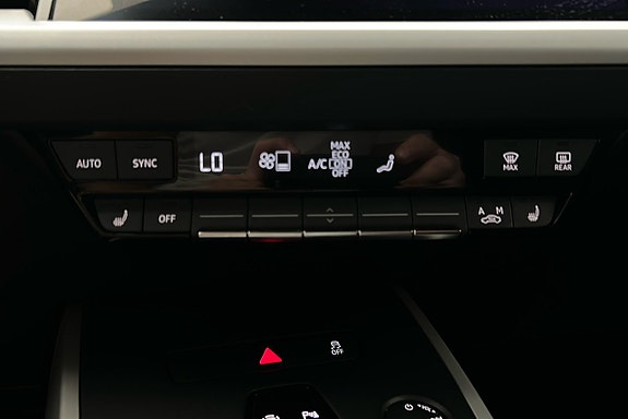 Audi Q4 e-tron 16 of 23