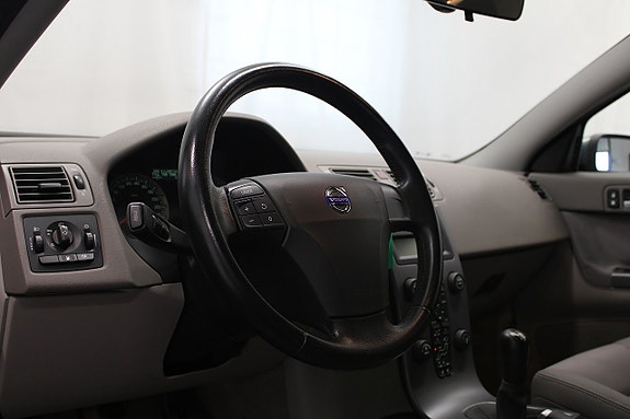 Volvo V50 12 of 13