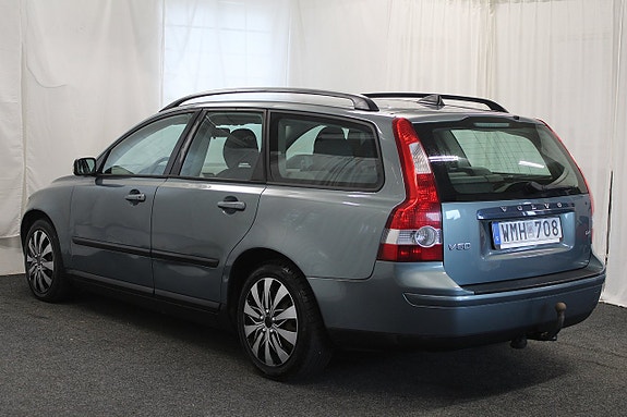 Volvo V50 9 of 13
