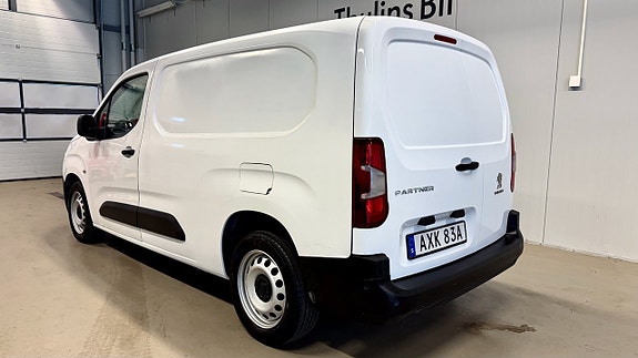 Peugeot Partner 4 of 9
