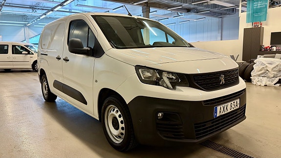 Peugeot Partner 2 of 9
