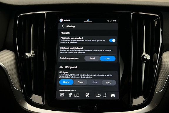 Volvo V60 24 of 28