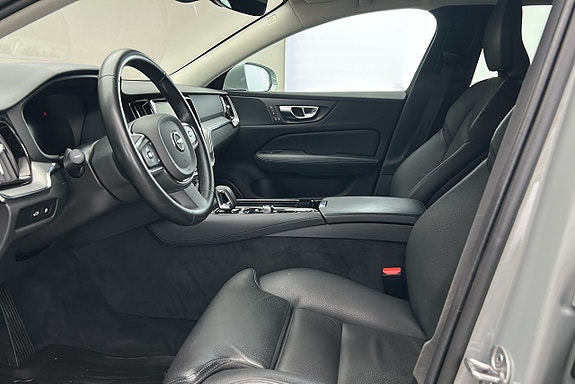 Volvo V60 10 of 28