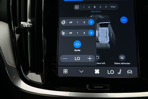 Volvo V60 22 of 28