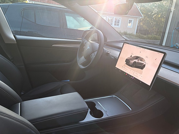 Tesla Model Y 2 of 3