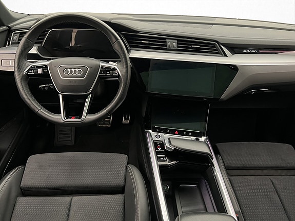Audi Q8 e-tron 26 of 30