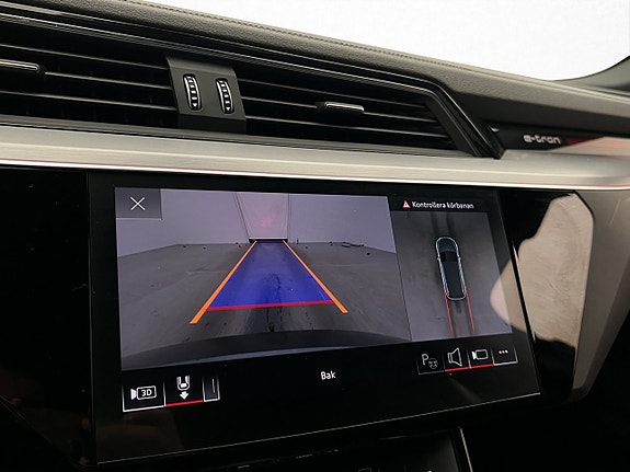 Audi Q8 e-tron 20 of 30