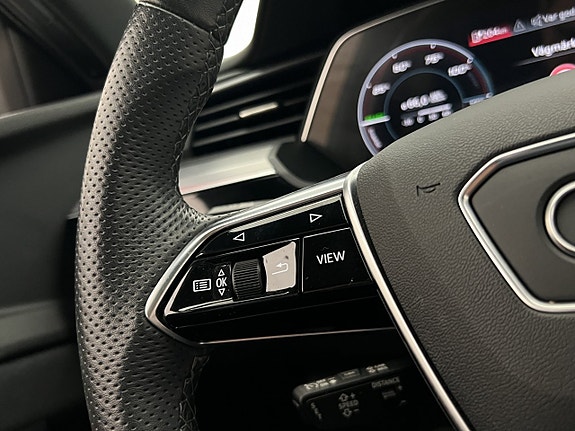 Audi Q8 e-tron 17 of 30