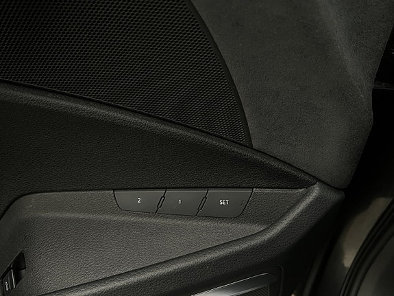 Audi Q8 e-tron 13 of 30