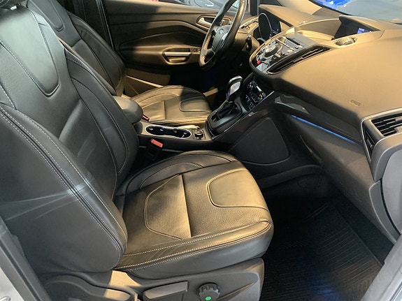 Ford Kuga 4 of 6