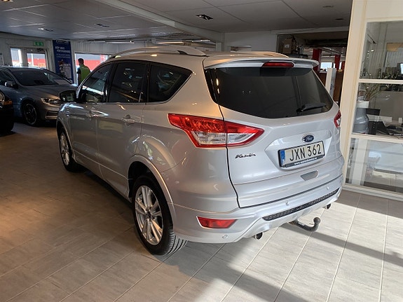 Ford Kuga 2 of 6