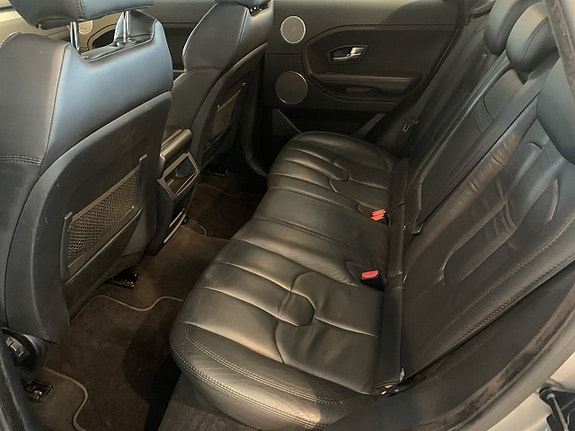 Land Rover Range Rover Evoque 6 of 8