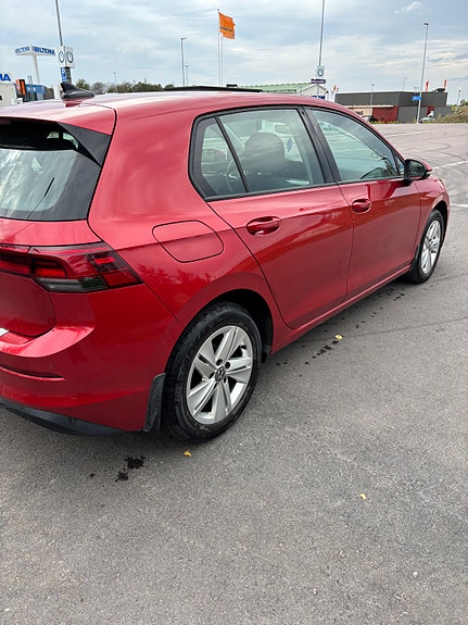 Volkswagen Golf VIII 4 of 14