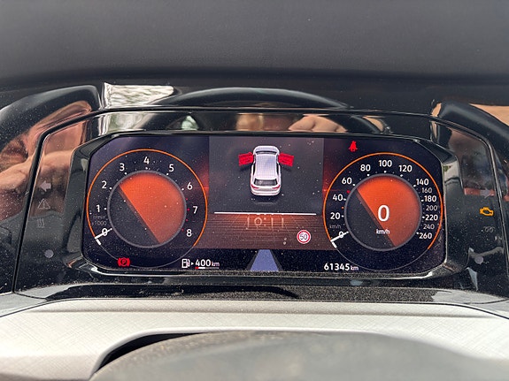 Volkswagen Golf VIII 11 of 14
