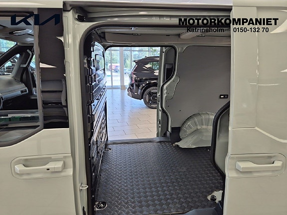 Kia PV5 9 of 17