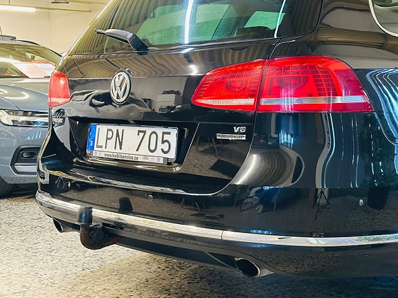 Volkswagen Passat 5 of 22