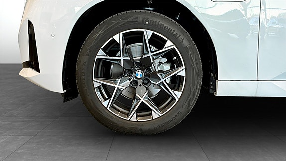 BMW X3 9 of 9