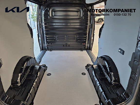 Kia PV5 10 of 15