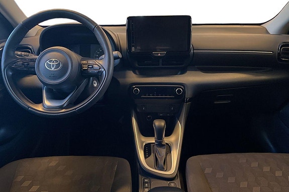 Toyota Yaris 12 of 21