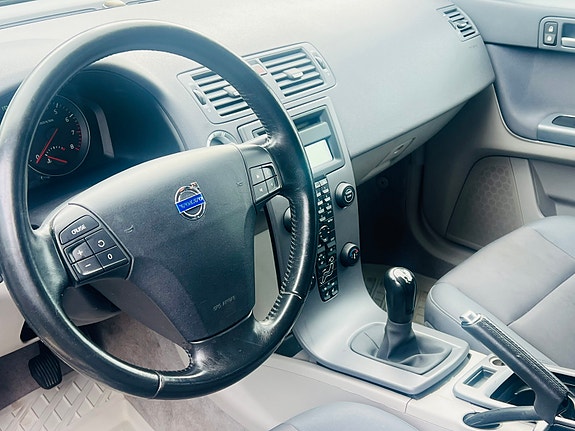 Volvo V50 6 of 6