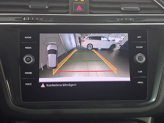 Volkswagen Tiguan 11 of 19