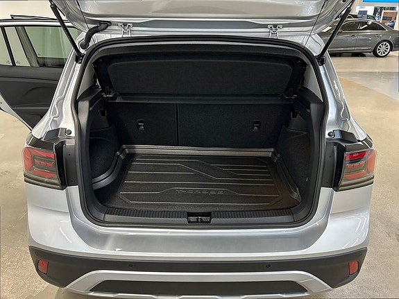 Volkswagen T-Cross 11 of 15